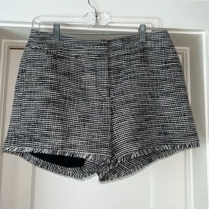 Ann Taylor Black and white shorts. Worn once - great condition. Size 6.